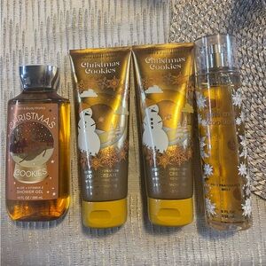 Bath & Body Works Christmas Cookies Bath Set - Gold